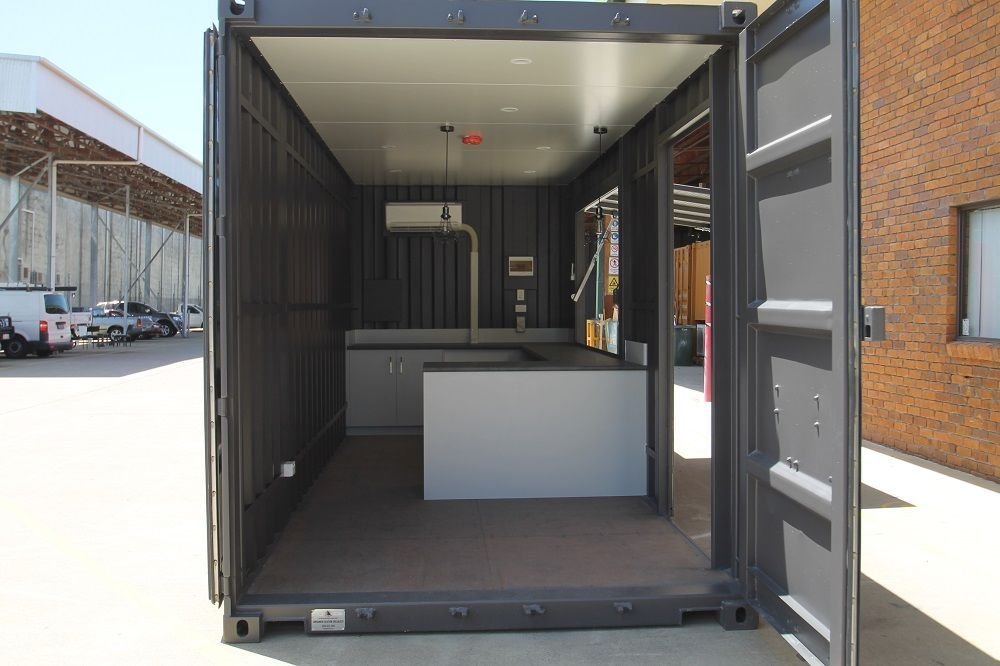 Retail / Pop-Up Shop Conversion - Image 5