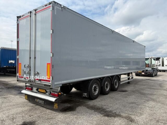 Dry Van Trailer